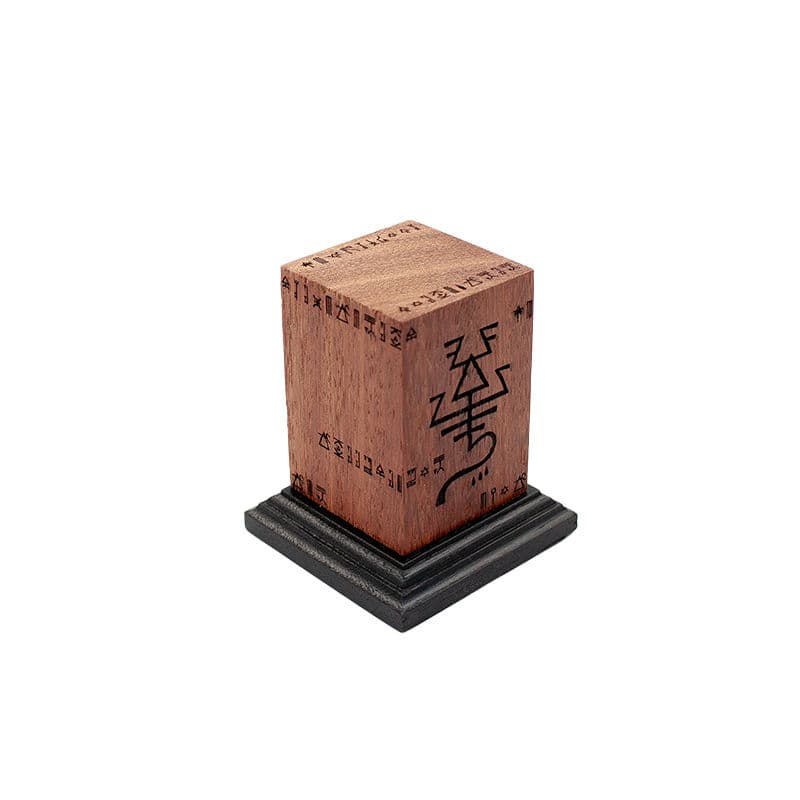 Engraved Teak Ornate Elder Plinth (Type 8)